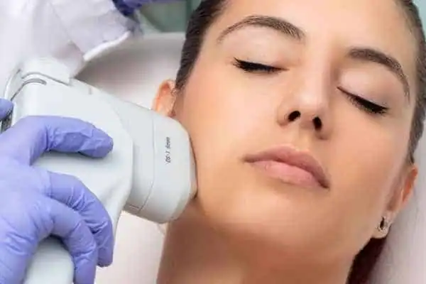 Image of woman having HIFU Rugby treatment